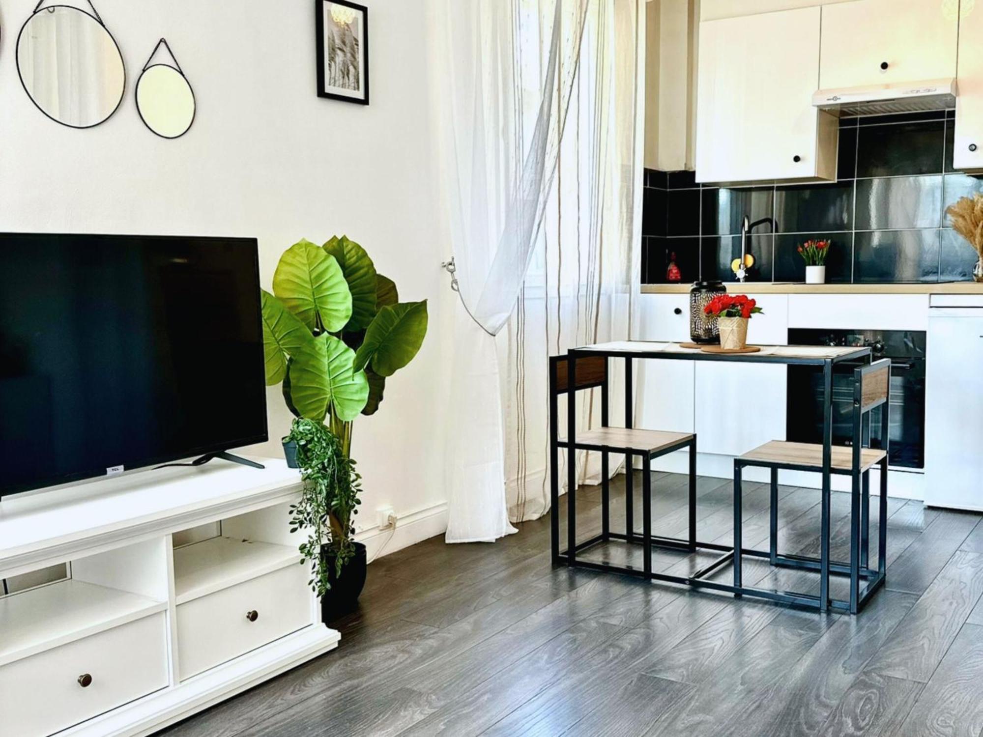 Cosy Palm Beach, Studio Pres De La Mer Et De La Croisette Cannes Exterior photo